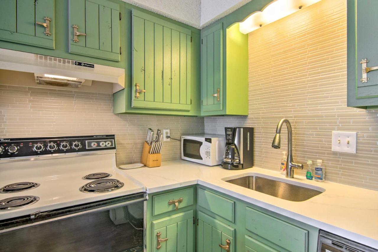 Bright Ocean City Condo - Walk To Beaches! Екстер'єр фото